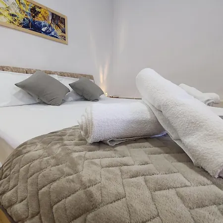 Vangert Apartamento Berat